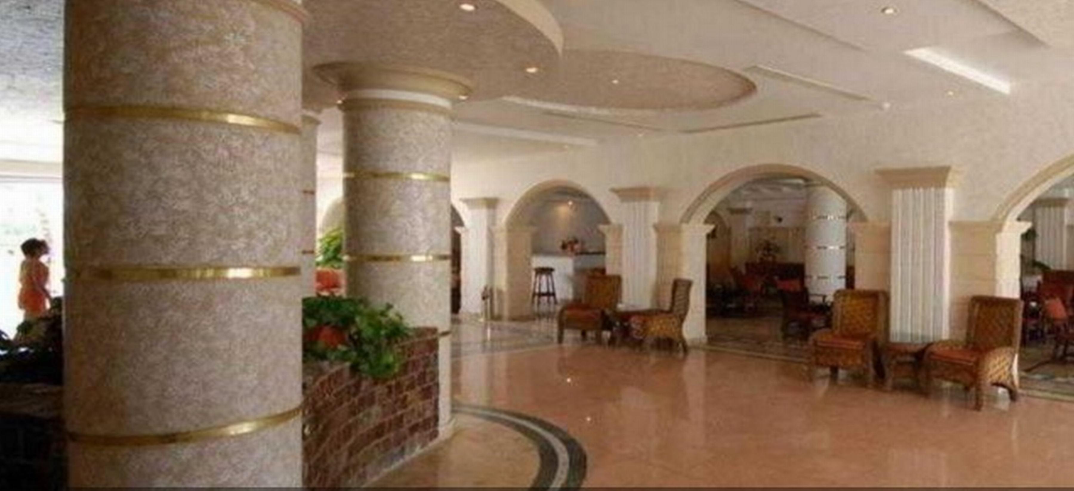 Coral Hills