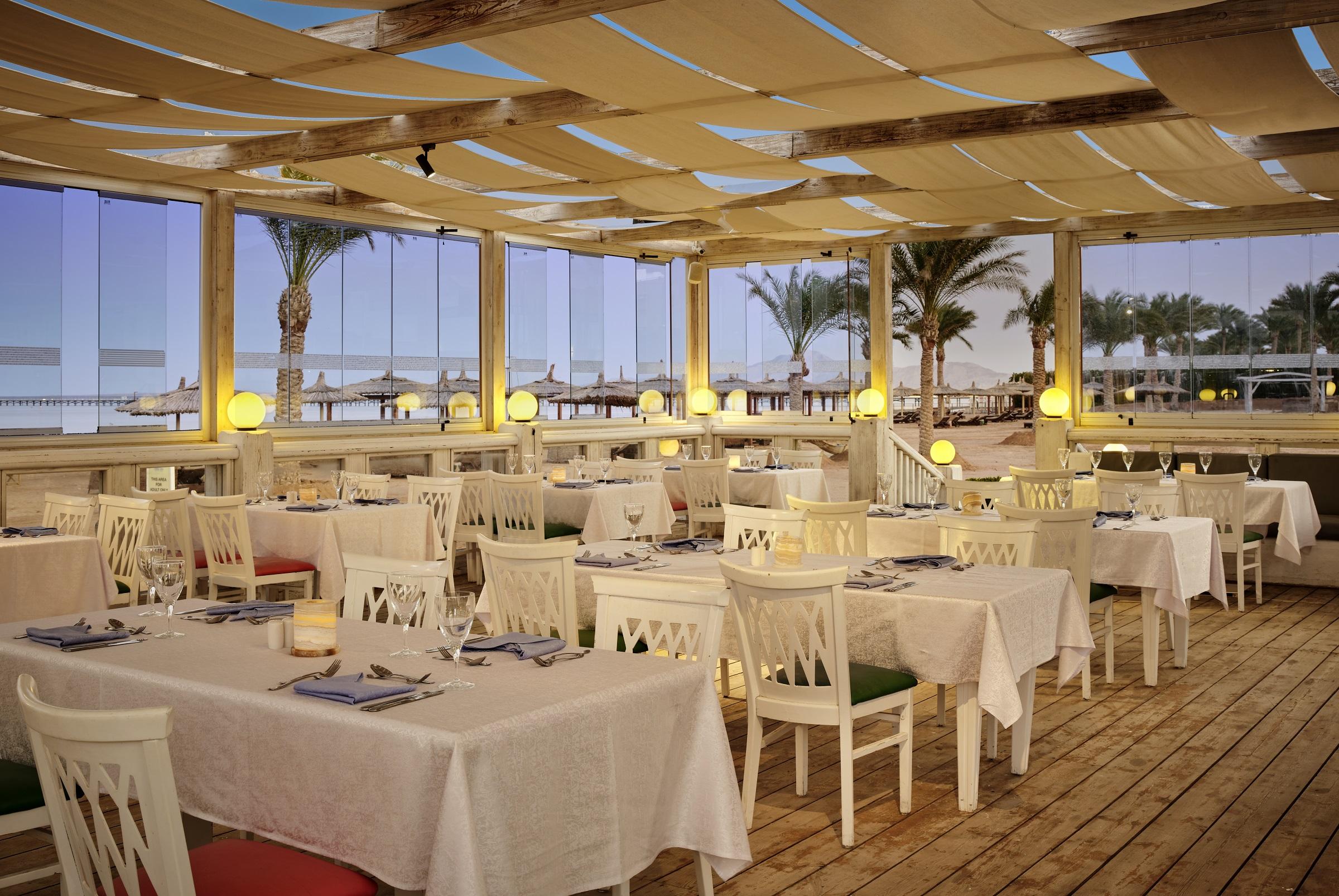 Coral Sea And Aqua Park Resort 5*