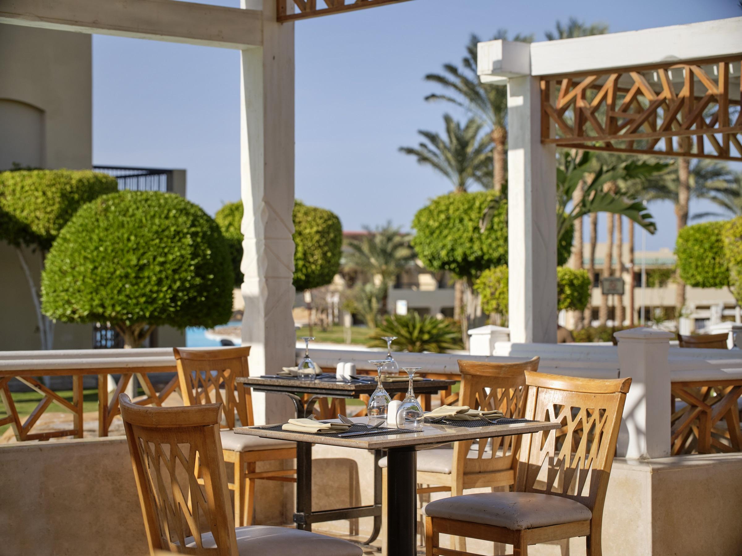 Coral Sea Holiday And Aqua Park 5*
