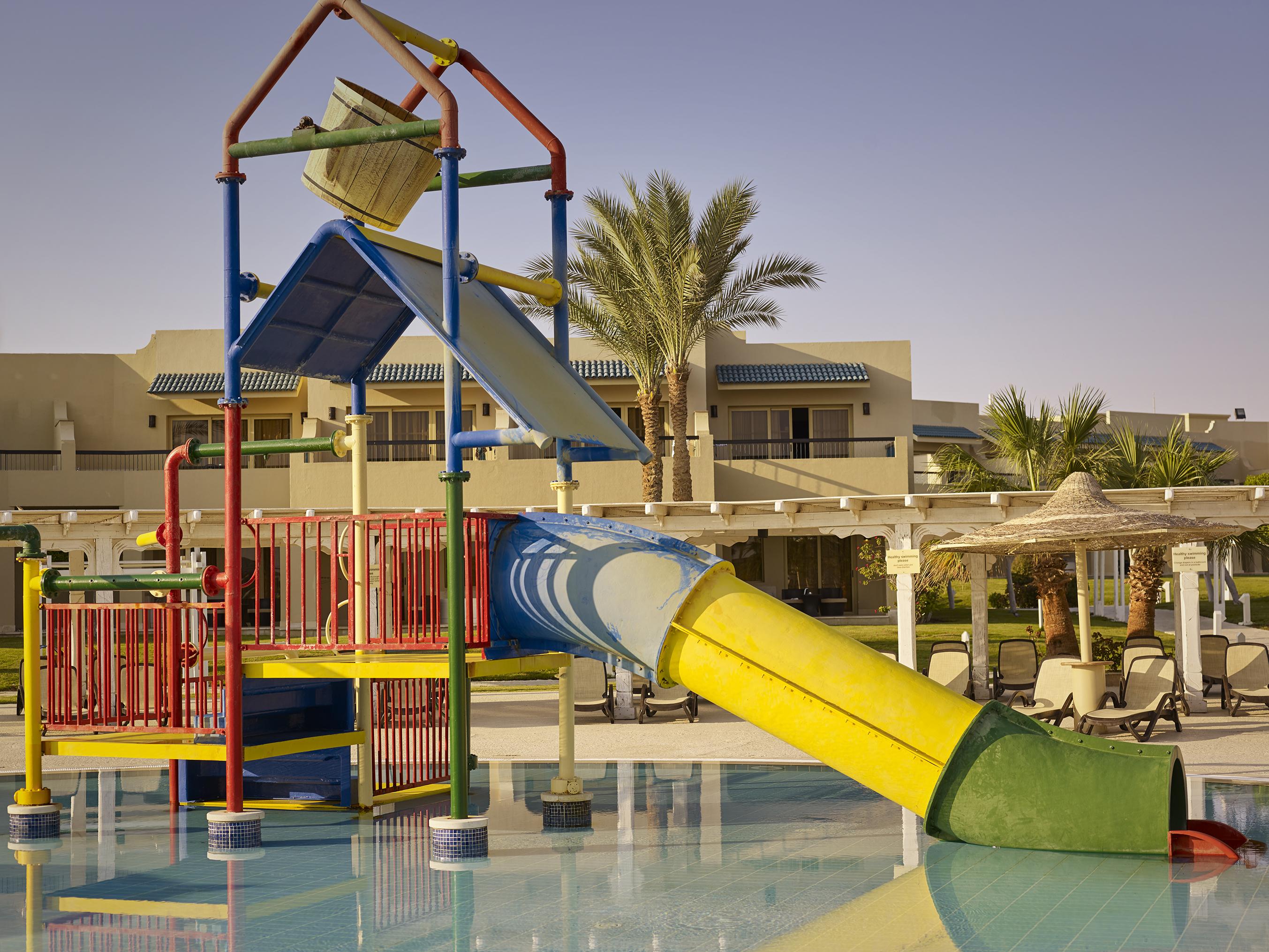 Coral Sea Holiday And Aqua Park Resort 5*