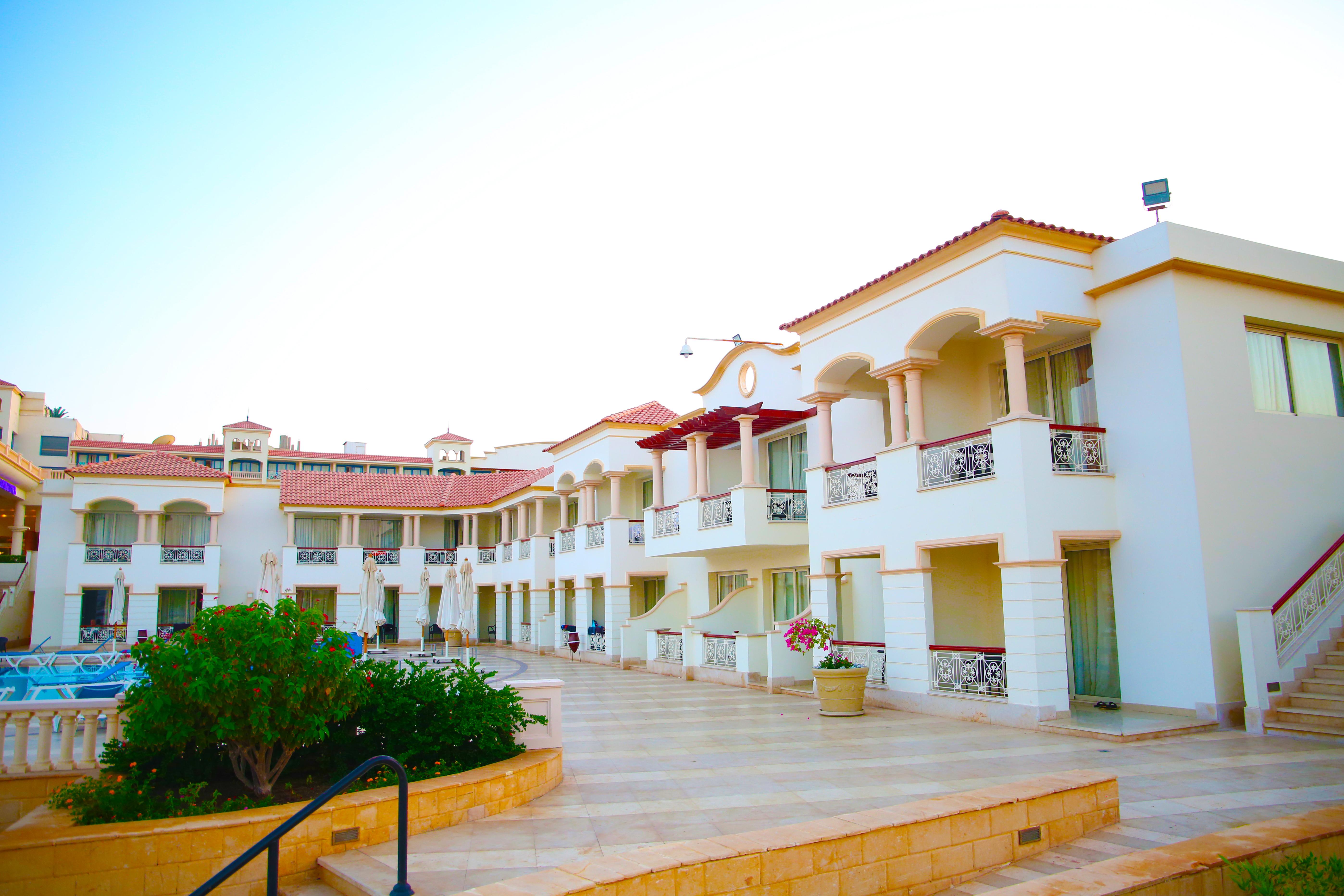 Marina Resort 4*