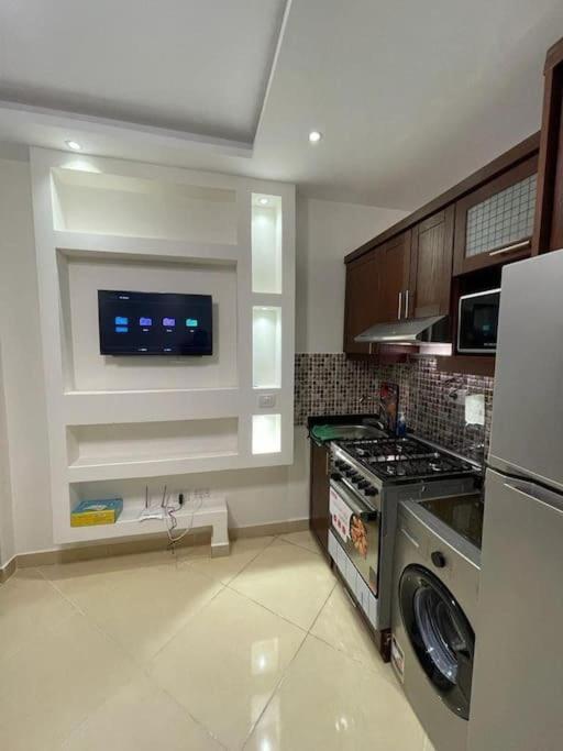 Cosy On The First Floor With Lovely Terrace And Personal Garden Area, Pool View And Free Access In Hills Apartment Sharm El-Sheikh