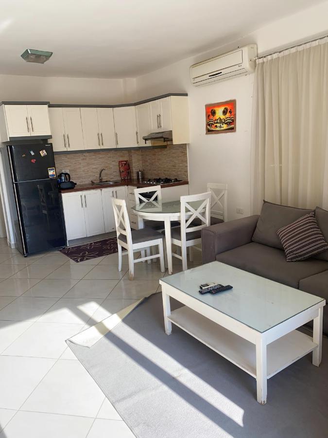Mona Apartment