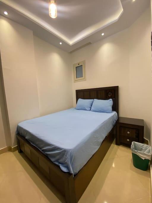 Cosy On The First Floor With Lovely Terrace And Personal Garden Area, Pool View And Free Access In Hills Apartment *