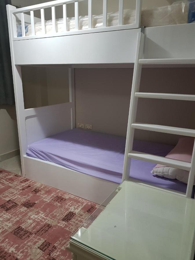 Two Bedroom At Sunny Lakes