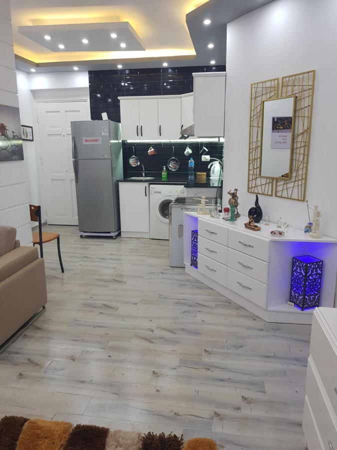Flat 01 Bed Room. Sea Street. Hadaba Area. *