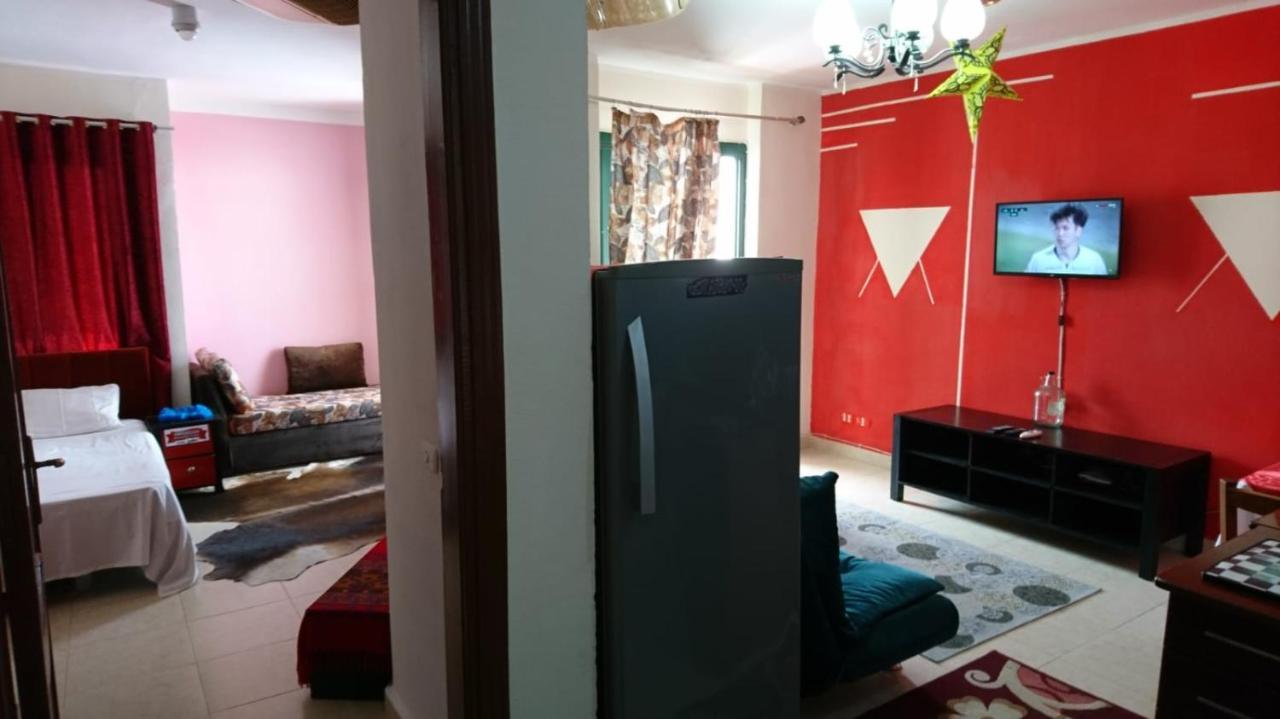 Apartment Criss