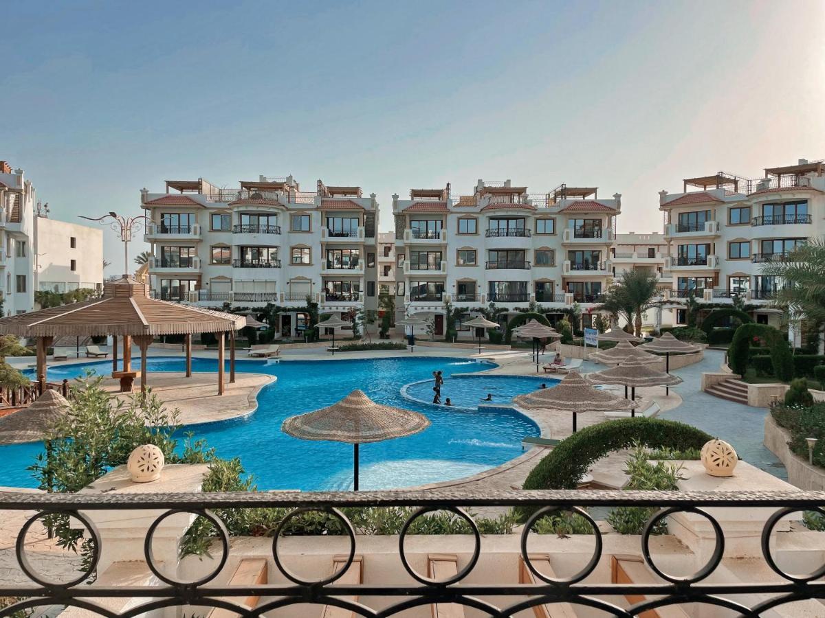 Hills Luxury 2 Bedroom Apartment *