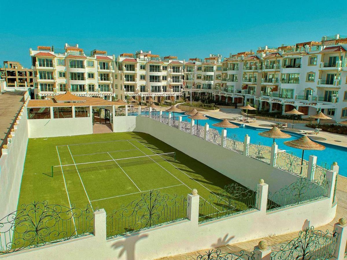 Hills Luxury 2 Bedroom Apartment *