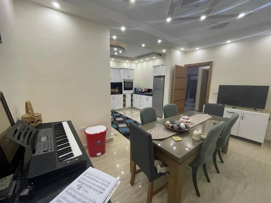 Apartment Beautiful 3-bedroom On The Ground Floor With Personal Backyard Area And Terrace With Direct Pool Access And Pool View Sharm el-Sheikh
