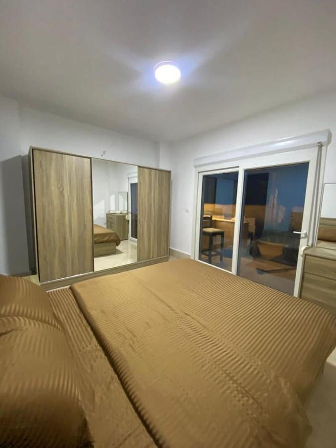 4-bedroom With Seaview Balcony & Shared Infinity Pool On The Roof With Seaview