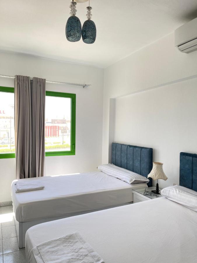 Center - Neama Bay Daire