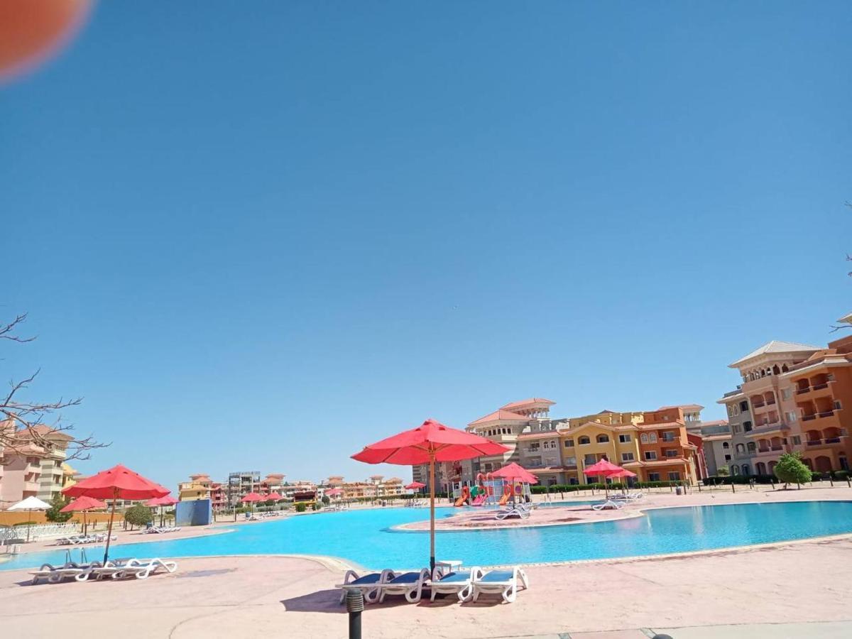 Porto * Sharm-el-Sheikh