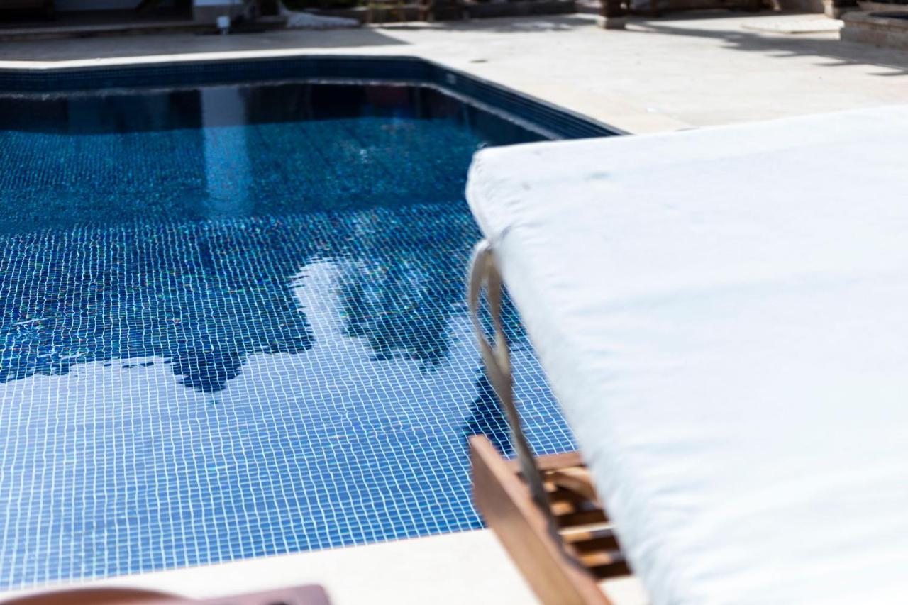 With Sea View At Sheraton Hotel, Resort, & Spa - Private Villa