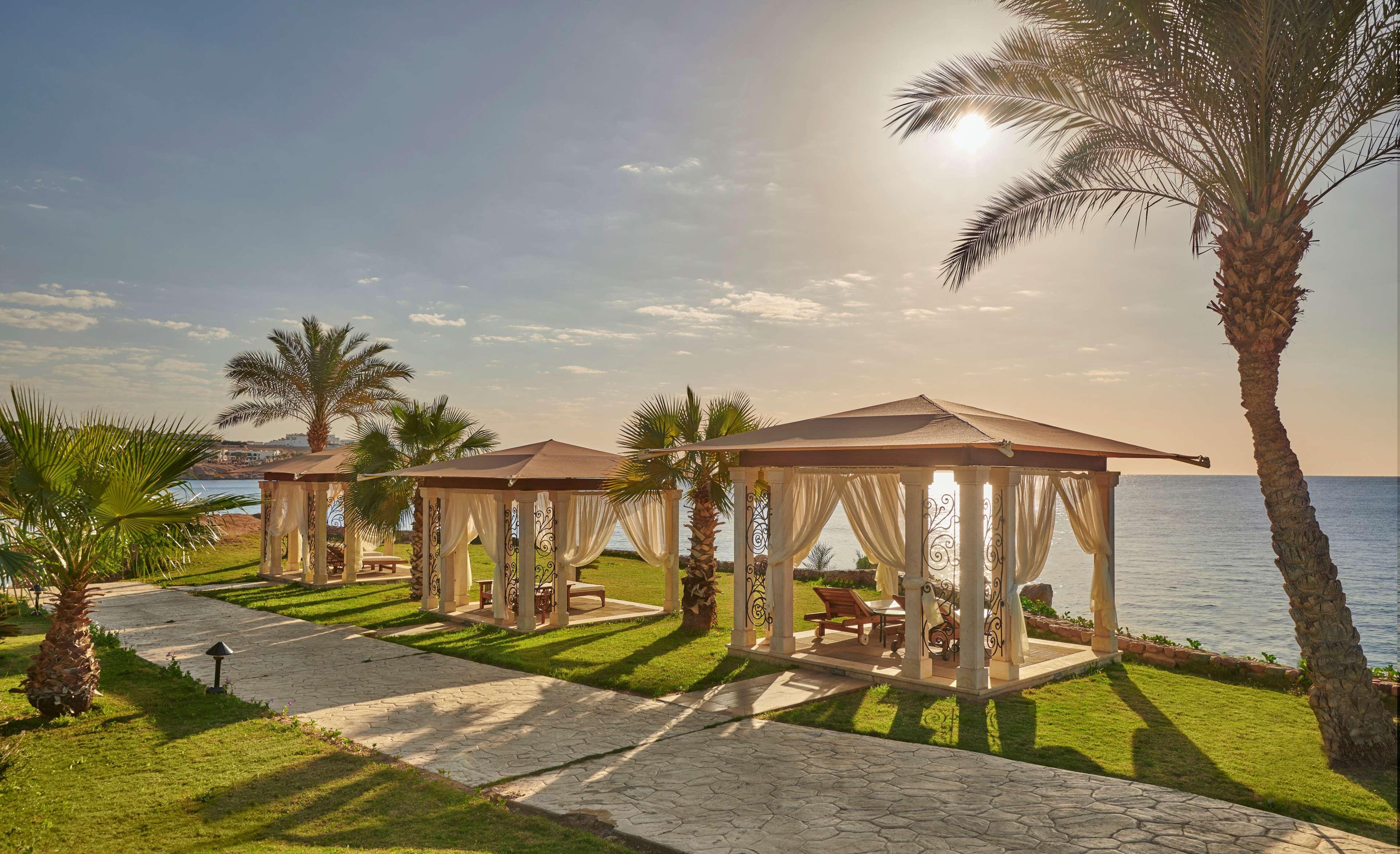 Park Regency Sheikh Resort