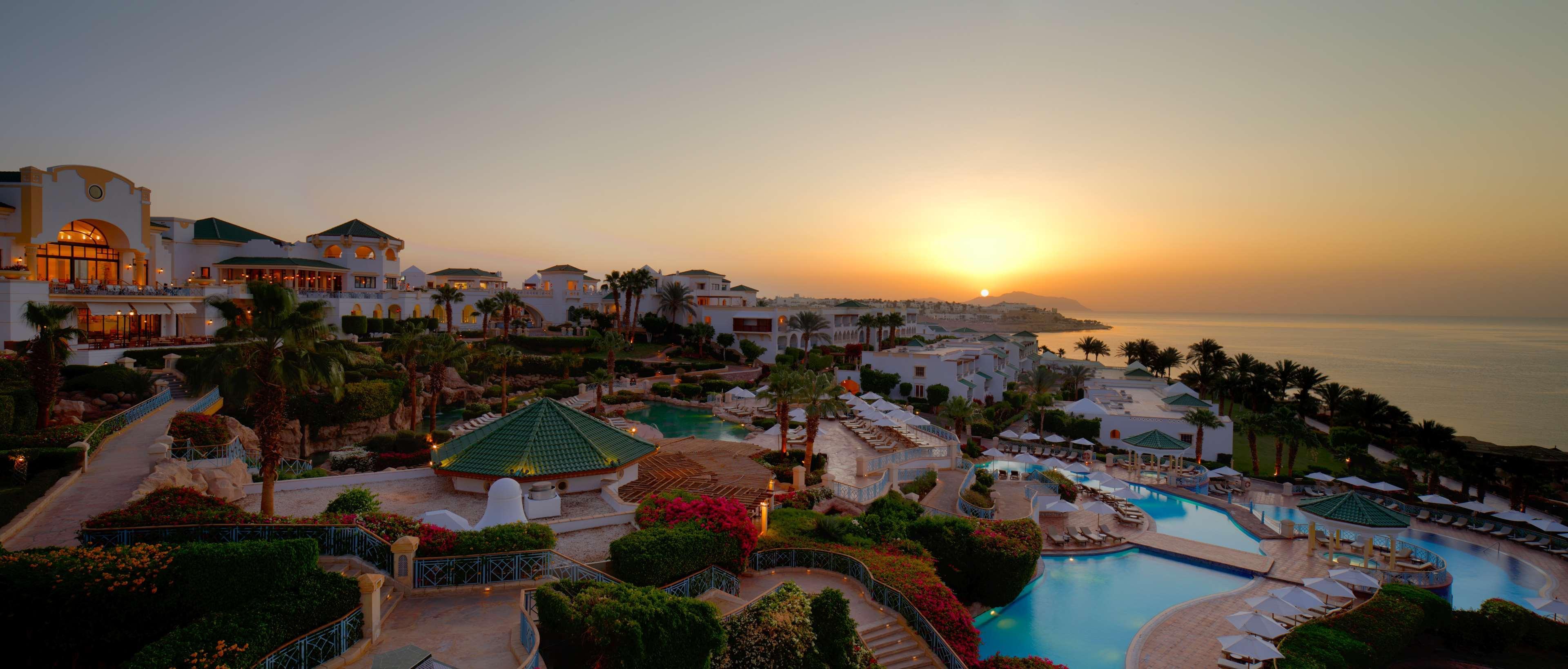 Park Regency Sheikh Resort