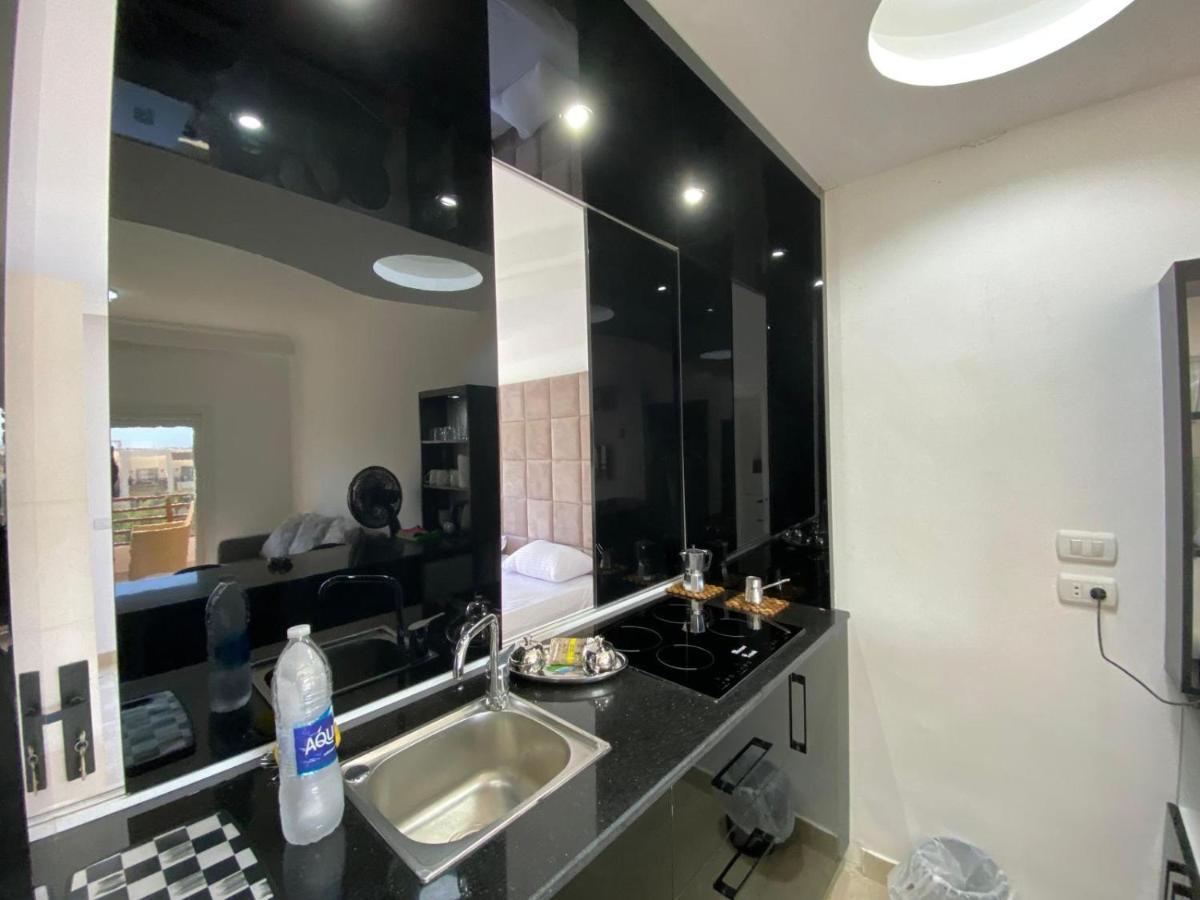 Apartamento Designer Apartment: Sunny Lakes 2 Sheikh