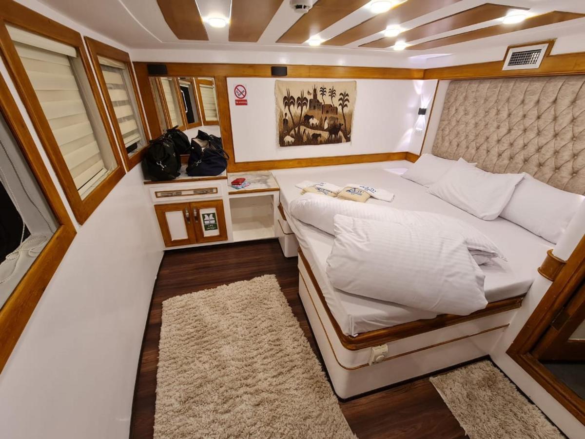 Botel Vip Yacht Diving Club *