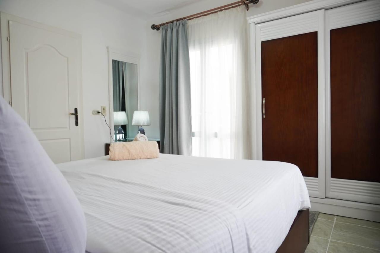 Delta Apartment *