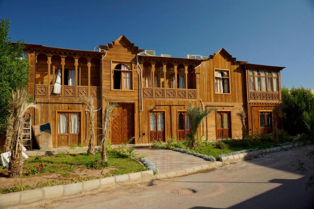 Adel's Aparthotel *