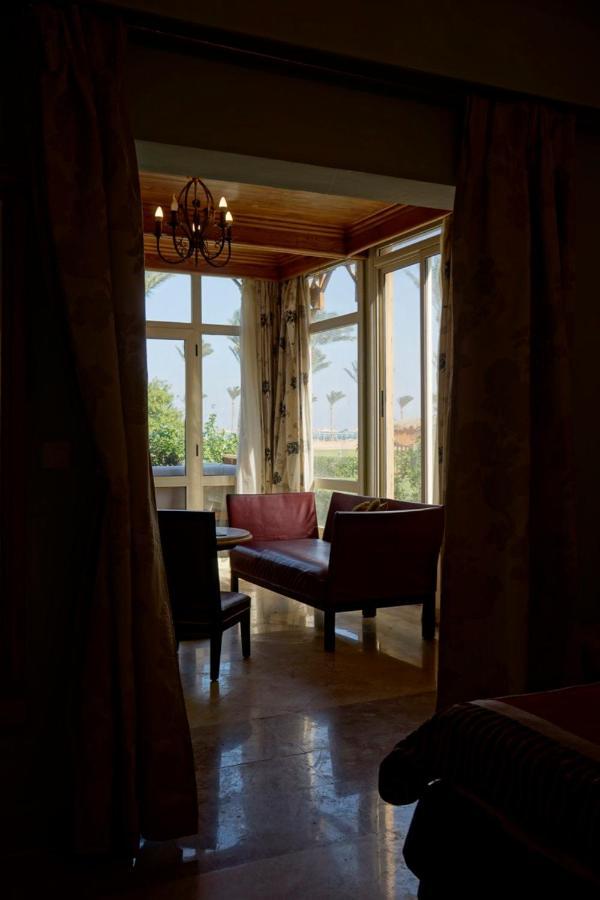 Adel's Aparthotel *