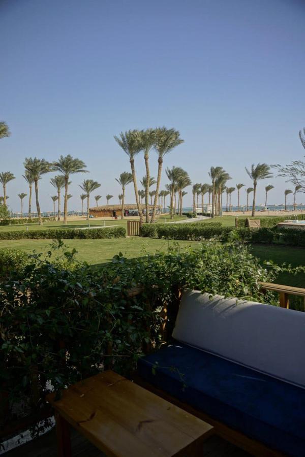 Adel's Aparthotel
