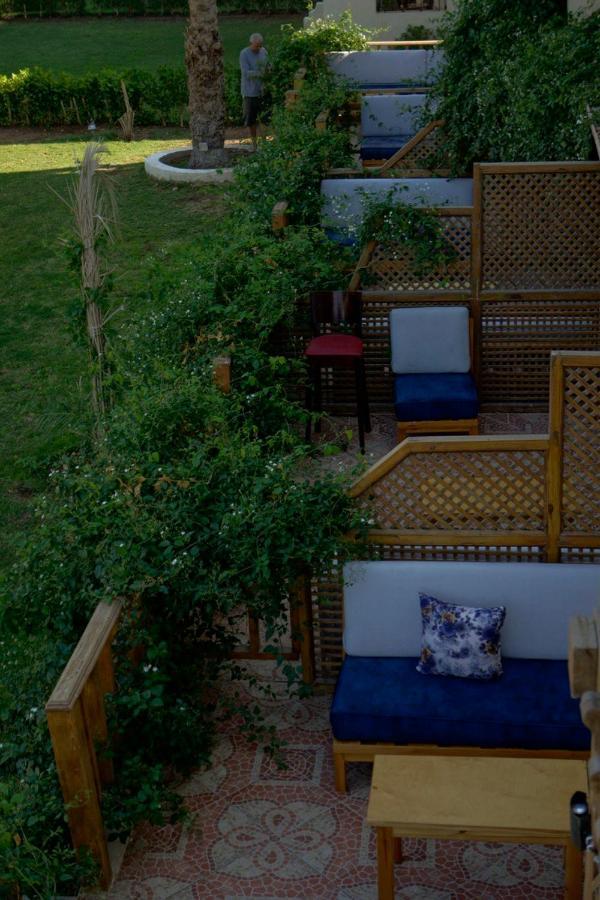 Aparthotel Adel's