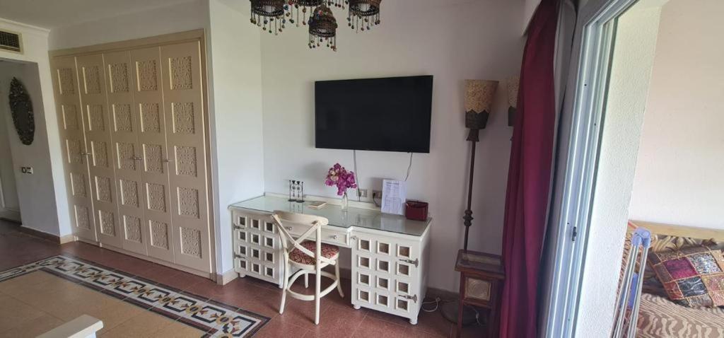 Grace House Domina Coral Bay
