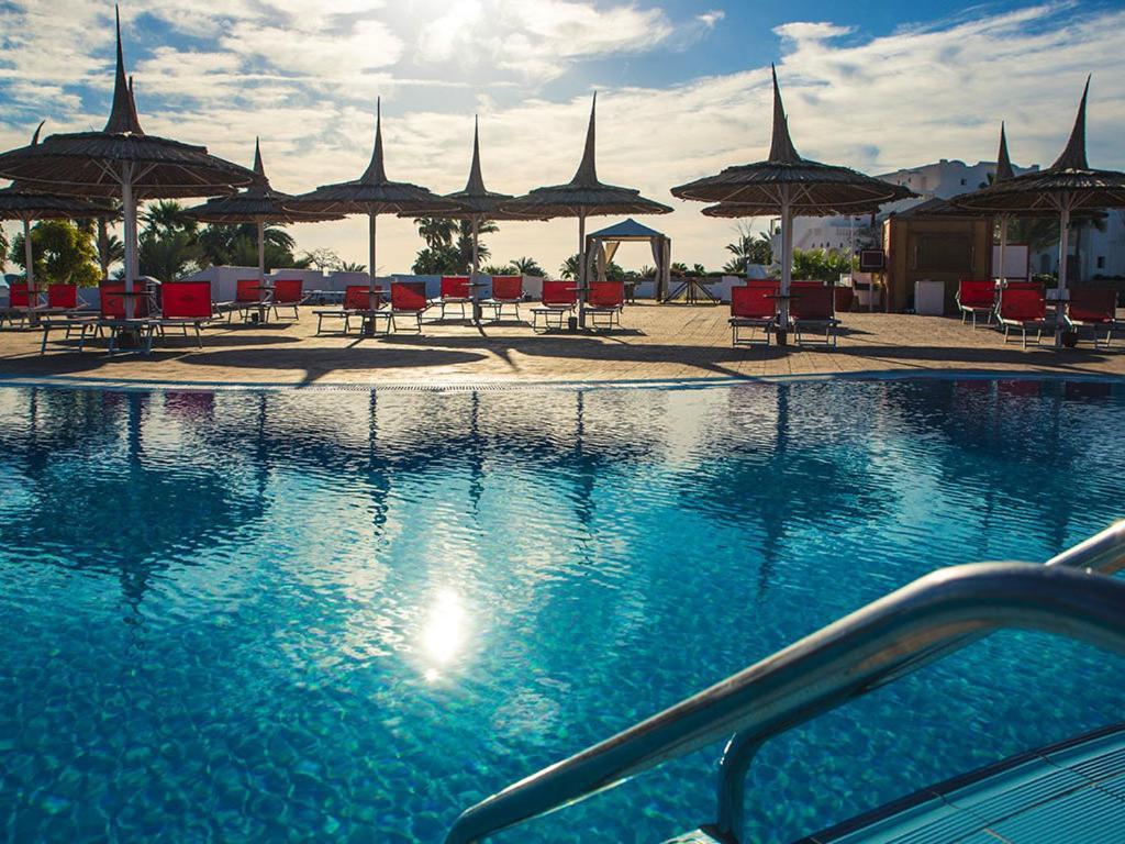 Grace House Domina Coral Bay *