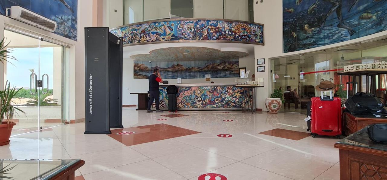 Hotel Sharks Bay Oasis Soft Only & Diving Center 4*
