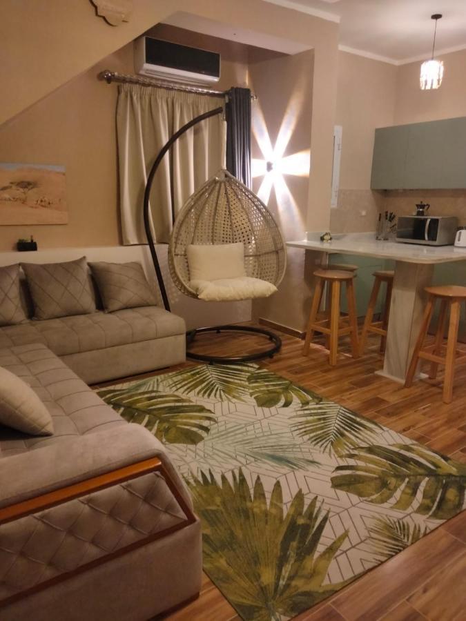 Luxurygetaway2 / Brand New 2br / Fully Furnished / Wi-fi / Full Kitchen