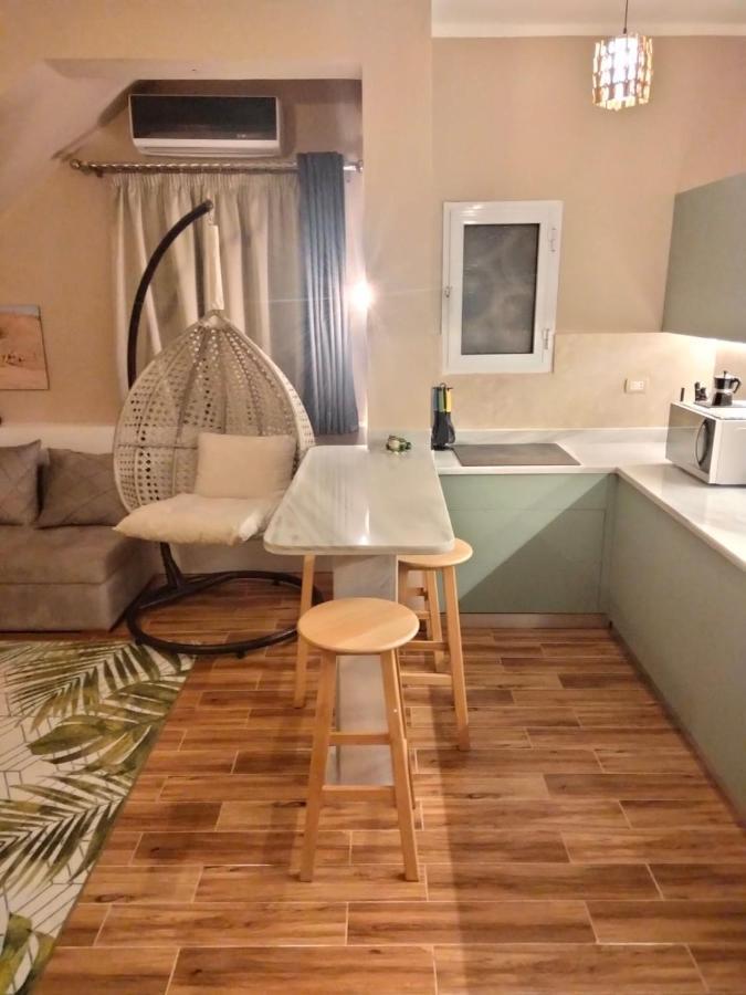 Apartment Luxurygetaway2 / Brand New 2br / Fully Furnished / Wi-fi / Full Kitchen