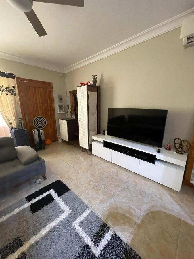 Apartment Flat *