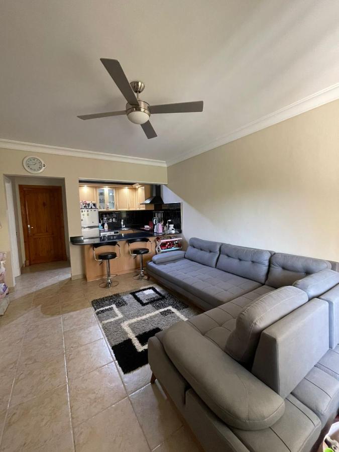 Flat Apartment *