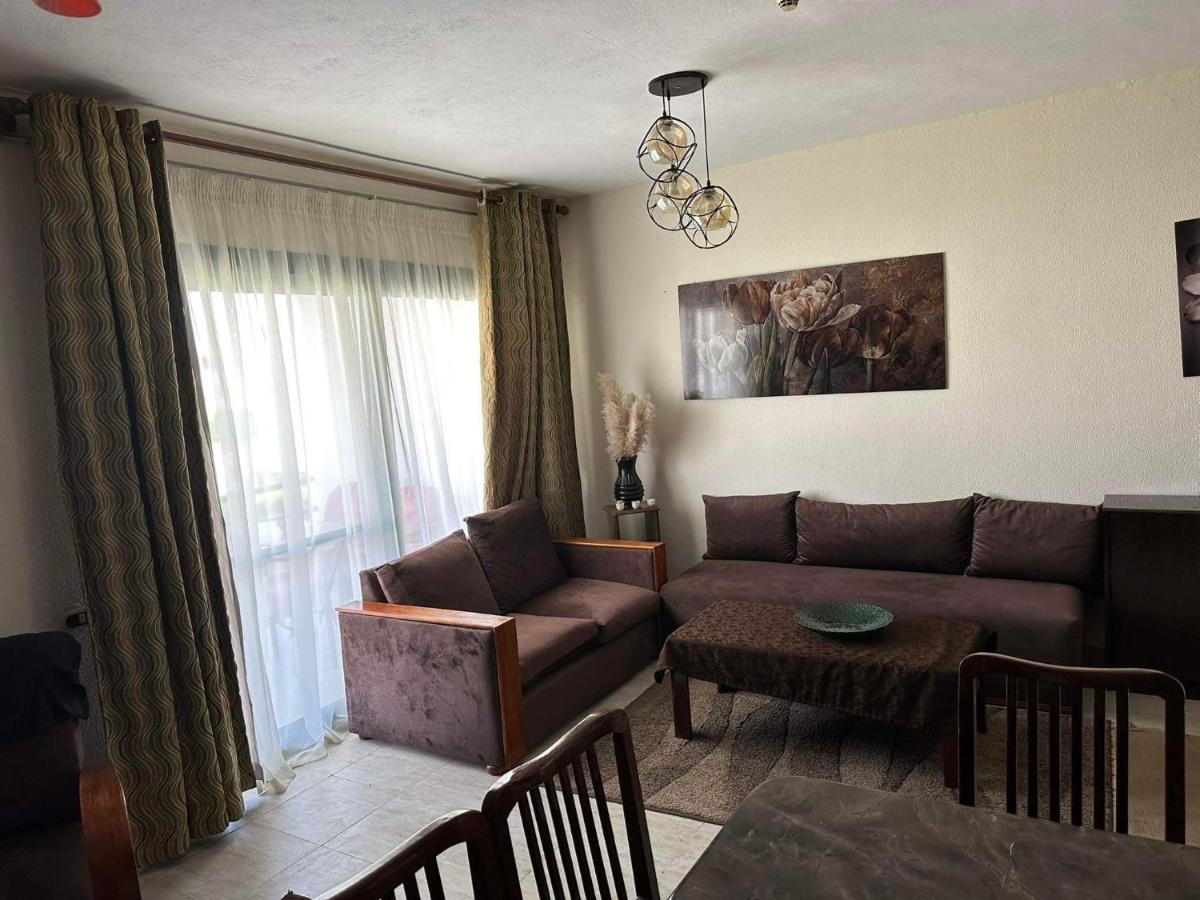 Apartment Criss
