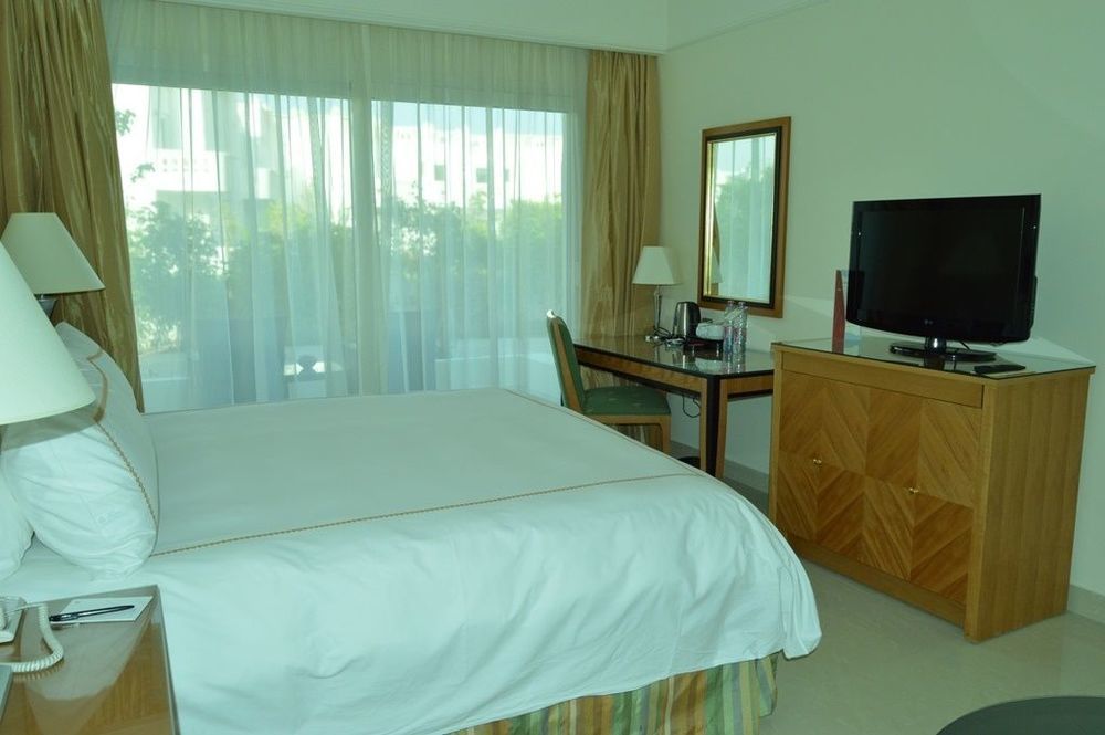 Le Royal Aqua Park Resort