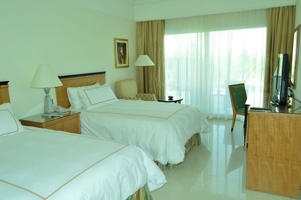 Le Royal Aqua Park Resort 5*