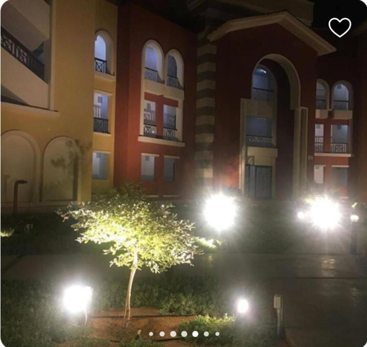 - Porto Sheikh - 61205 B * Sharm el-Sheikh