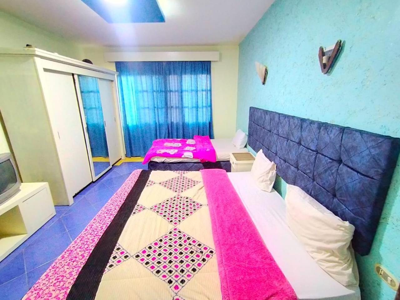 Delta Village102/2