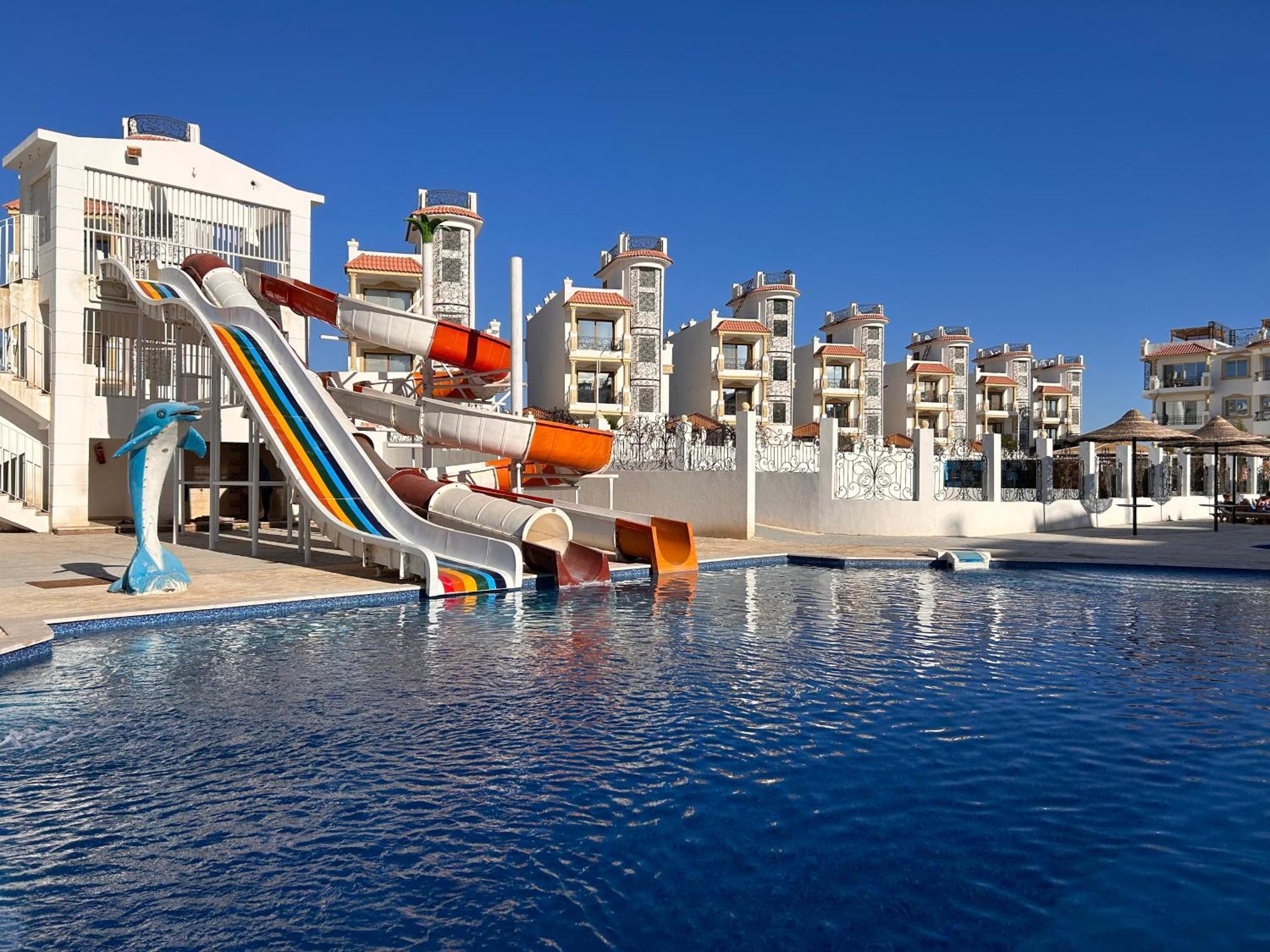 Cosy On The First Floor With Lovely Terrace And Personal Garden Area, Pool View And Free Access In Hills Sharm El-Sheikh