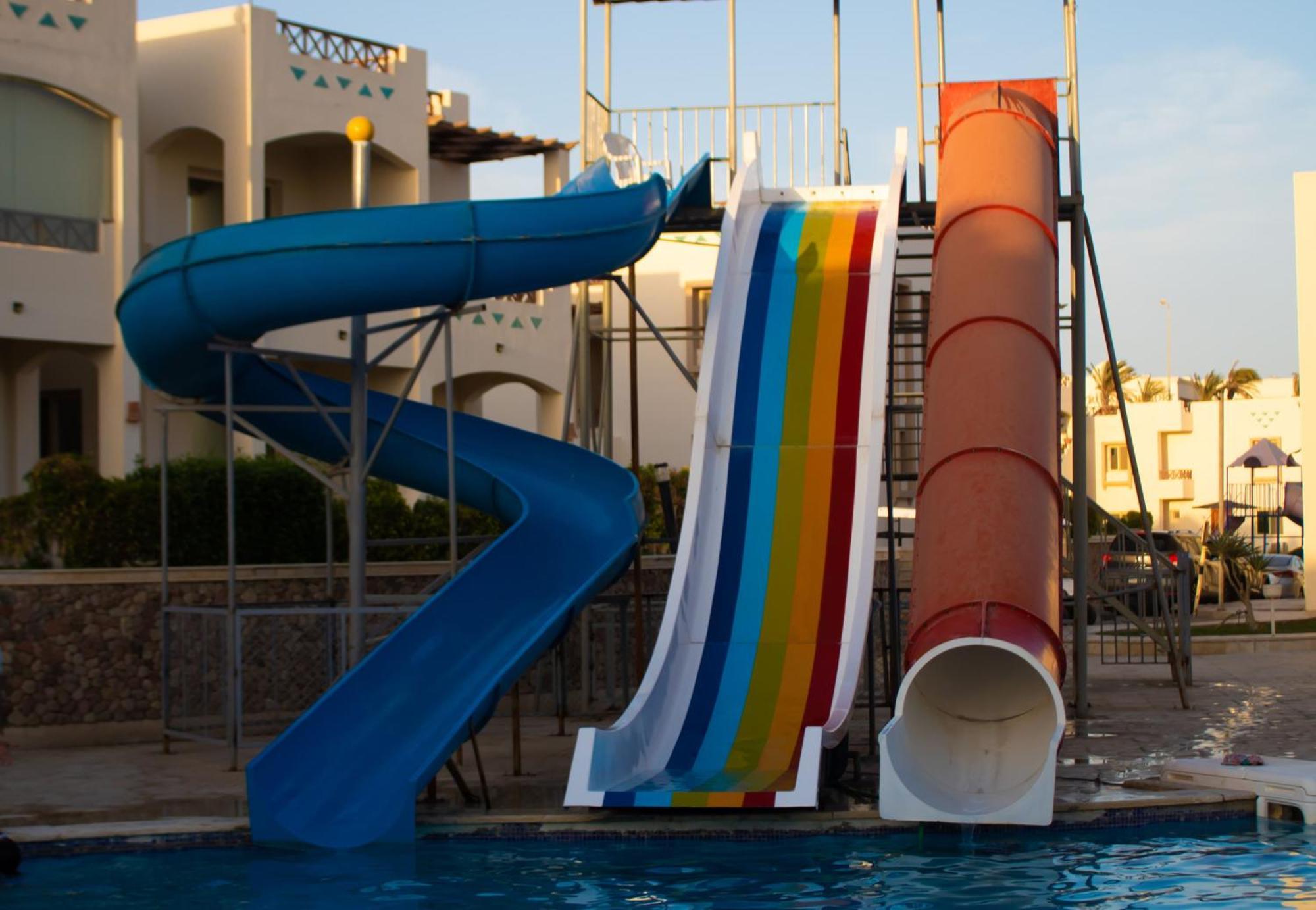 Sharks Bay Oasis & Butterfly Diving Center 4* Sharm el-Sheikh