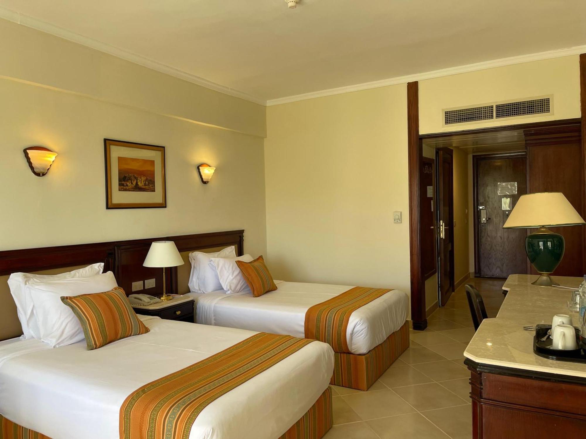 Resort Grand Oasis