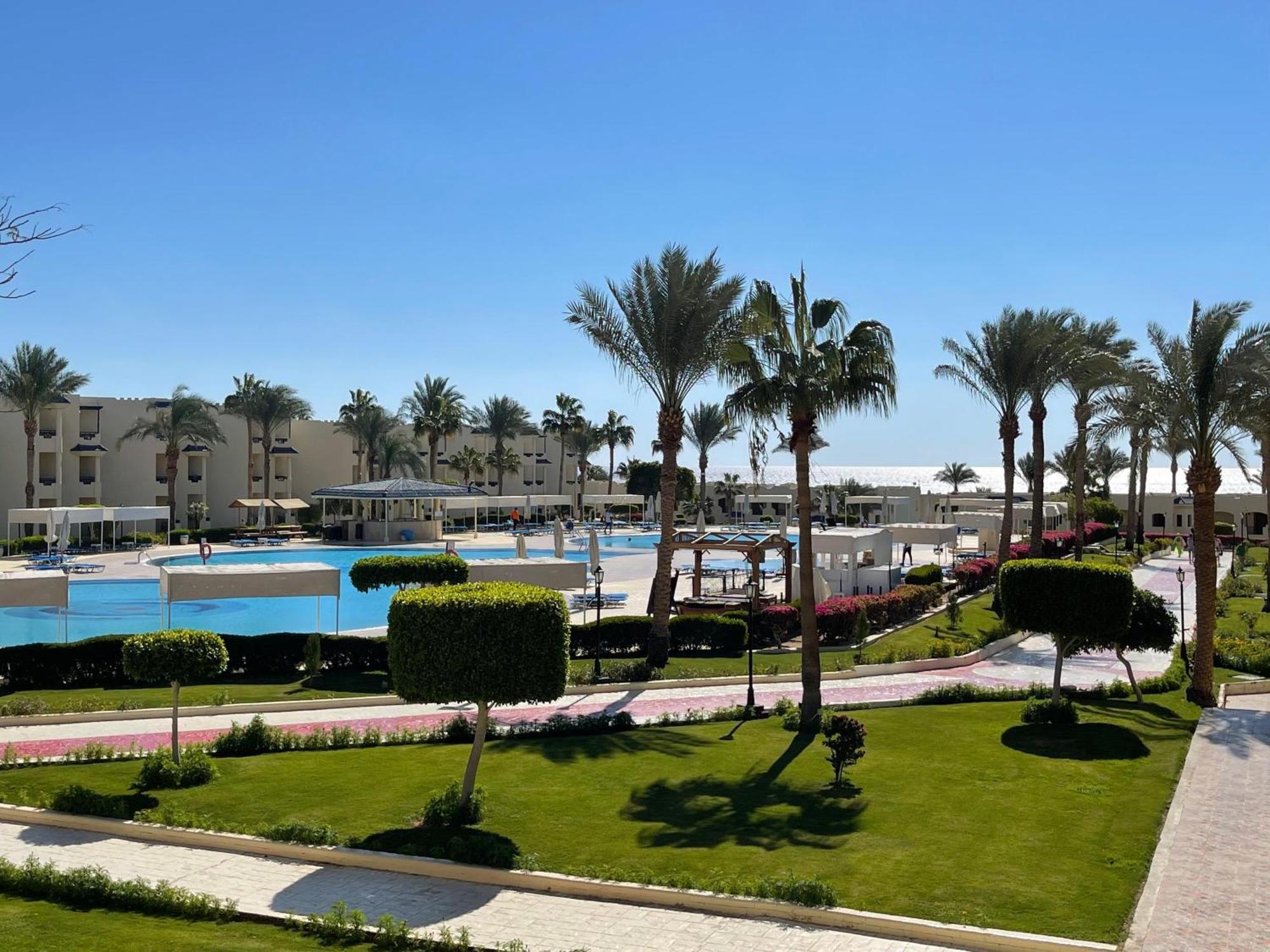 Grand Oasis 4*