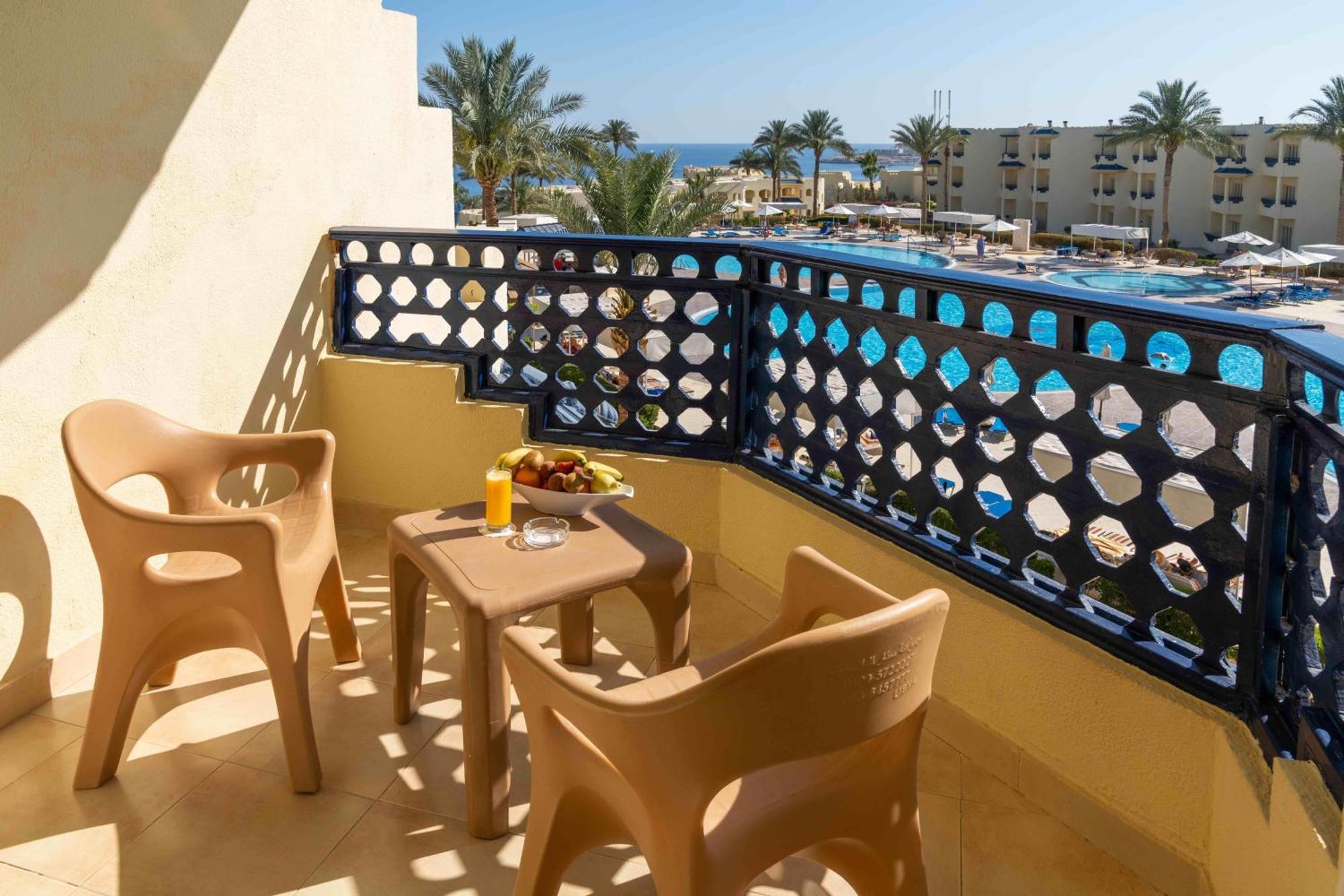 Grand Oasis 4*