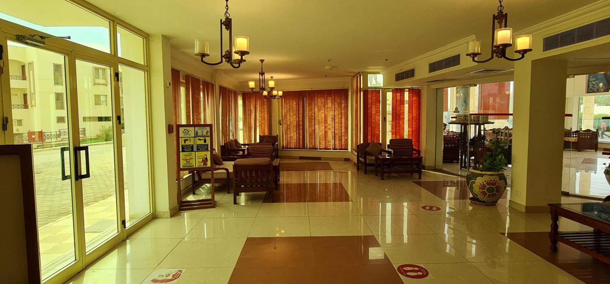 Hotel Sharks Bay Oasis & Butterfly Diving Center 4*