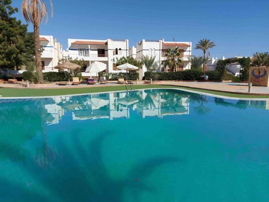 Riviera - Pool View & Wifi *