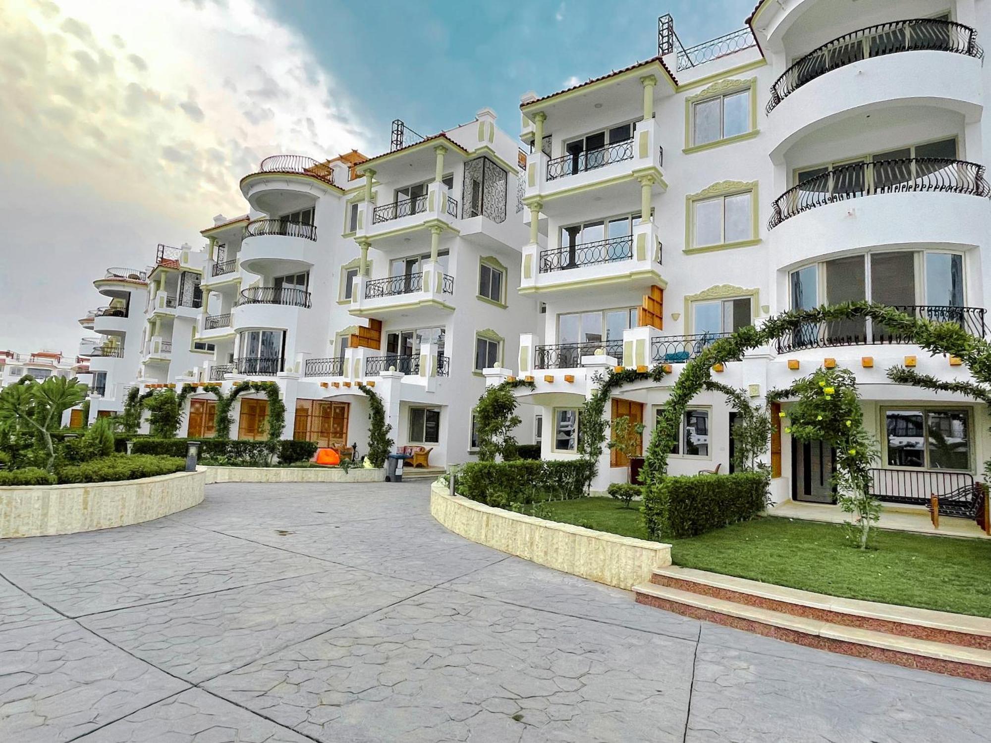 Aparthotel Hills Aqua Park *