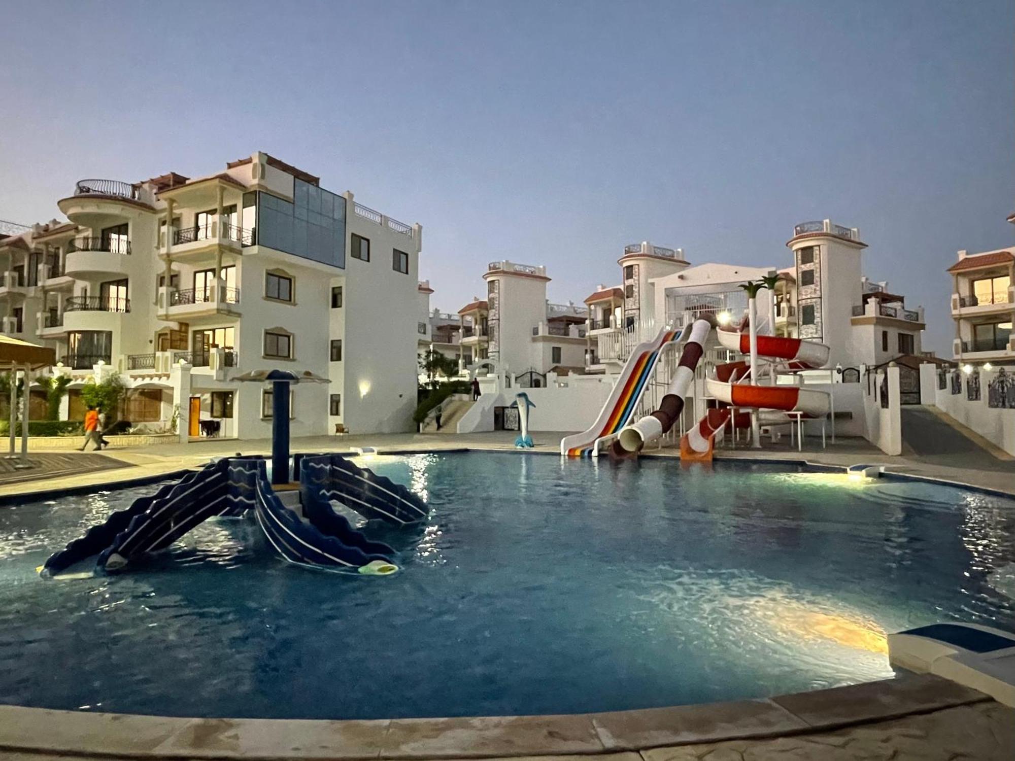 Hills Aqua Park