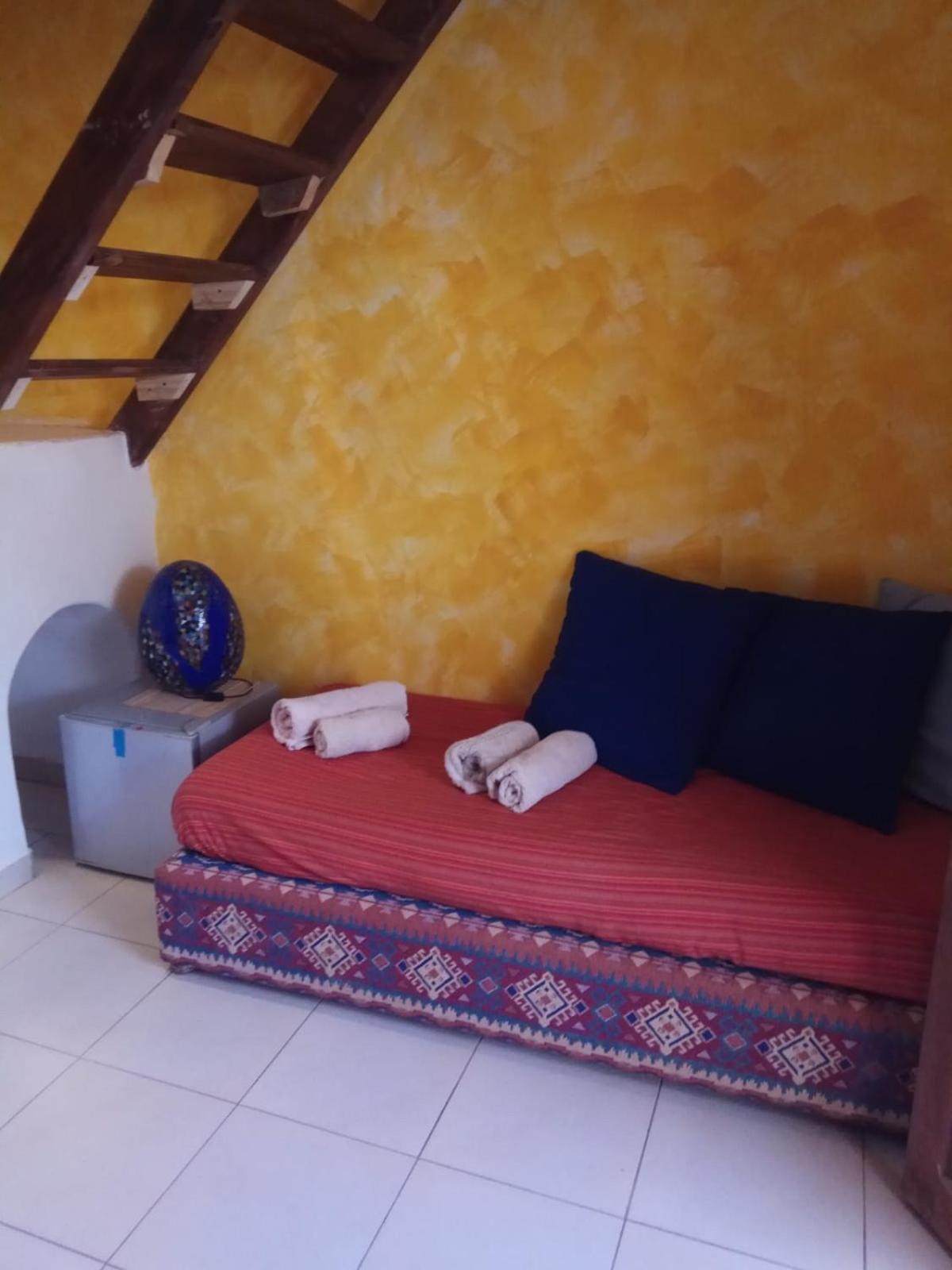 Bed & Breakfast Sinai Old Spices