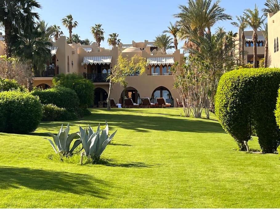 Villa Beautiful At Four Seasons *